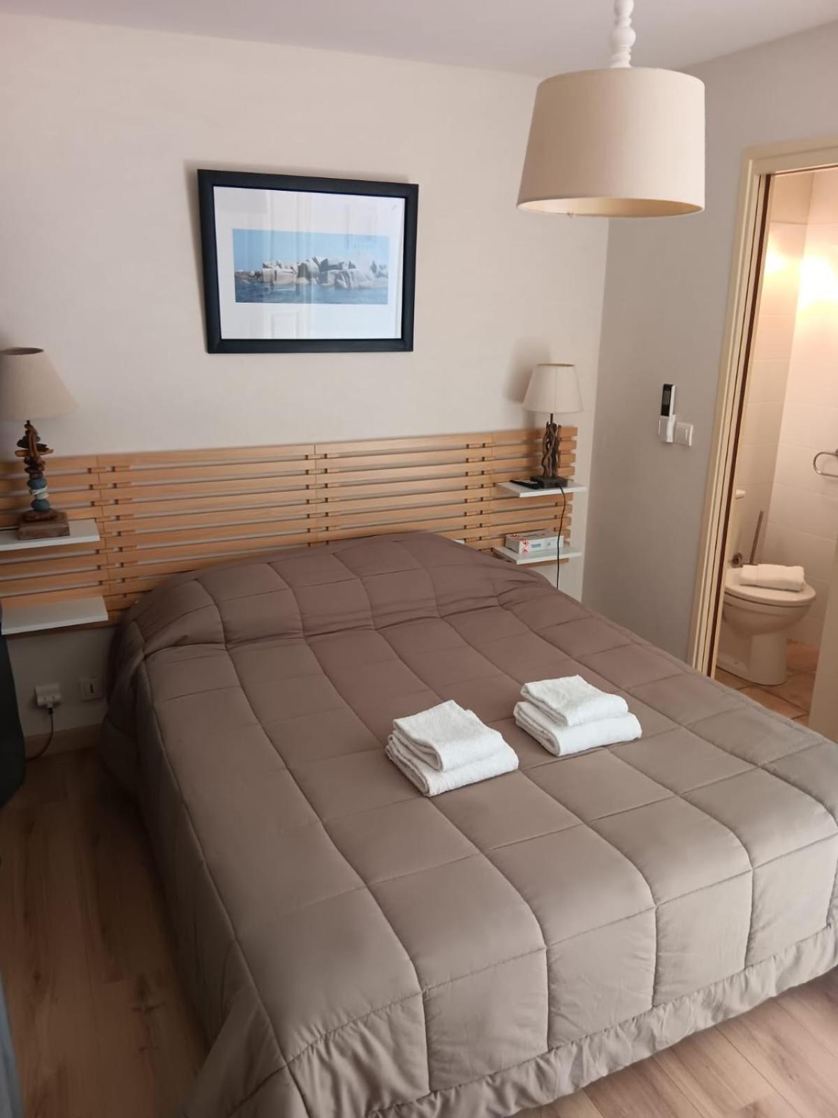 L'Escale Chambres Privees Chez L'Habitant Jfdl Бонифачо Екстериор снимка